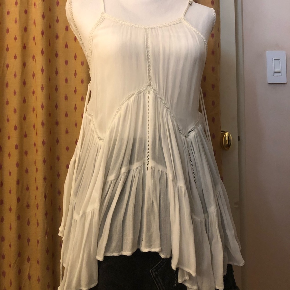 Sheer UO white tank!